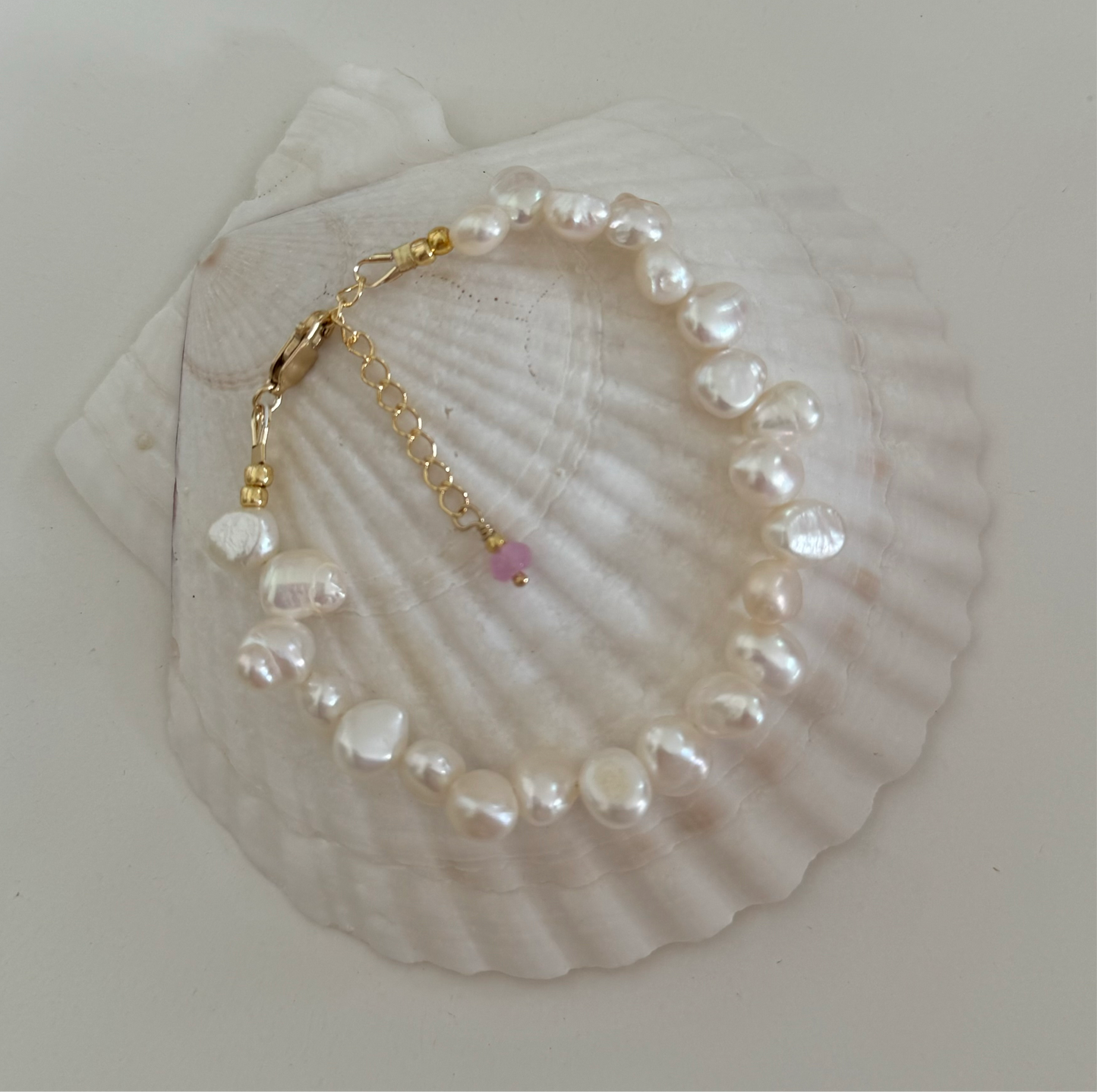 Lulu Pearl Bracelet