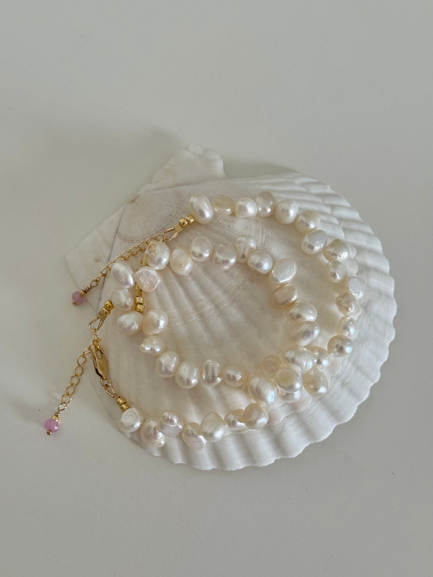 Lulu Pearl Bracelet